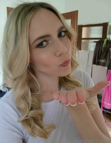 cowgirl alternative uniquementfans très chaud img