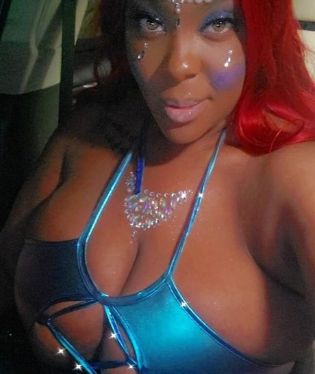 Nvrainy21 étoile chaude images