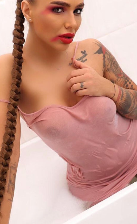 Jessica Sirbu star pornographique photo