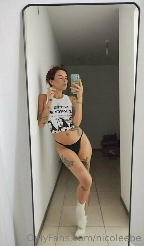 nicoleebe modèle meilleur archive