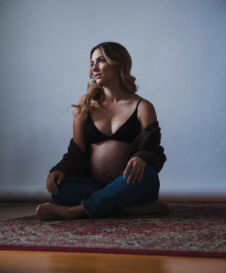 Julie Nolke star du porno gratuit des photos