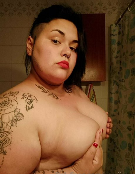 camiisun actrice nue photo