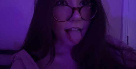 AliciaJade beau modèle image