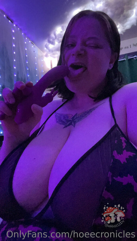 hoeecronicles actrice parfaite archive