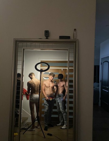 hungodeyfree étoile galeries