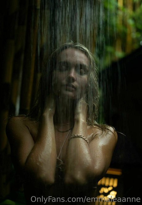 emmaleaanne actrice chaude photo