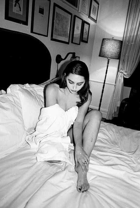 Tessas Ghost sexe star galerie