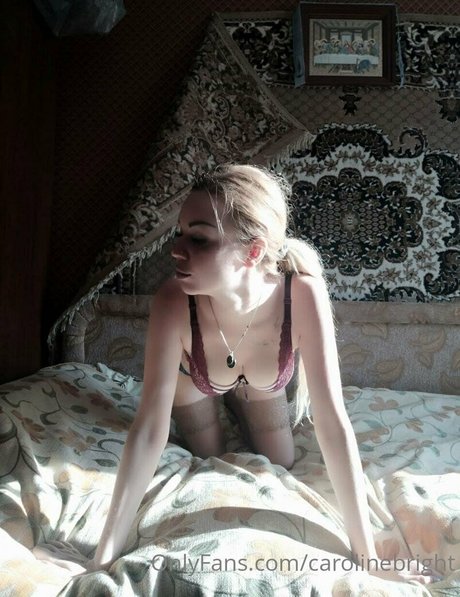 carolinebright beau modèle galerie