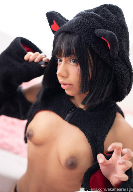 akaneararagii actrice nue photos