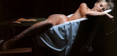 Sharon Stone star du porno parfaite photo