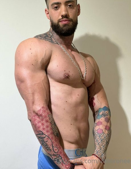 viktoronee Profilfoto