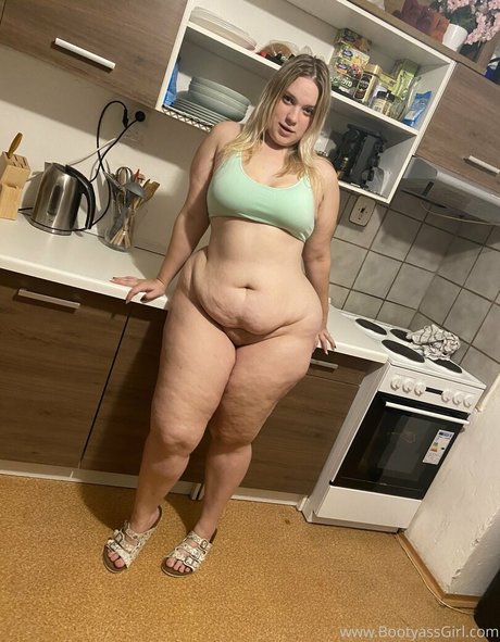 bootyassgirl étoile exclusive photos