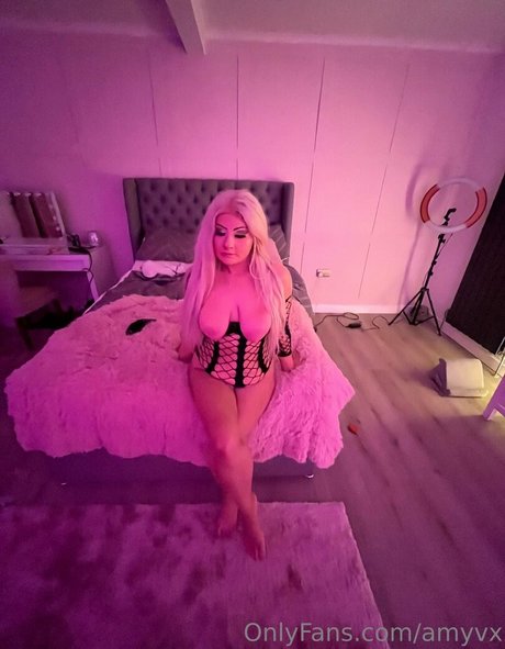 Amyvx sexe star du porno des photos