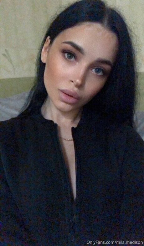 Mila Moore actrice chaude images