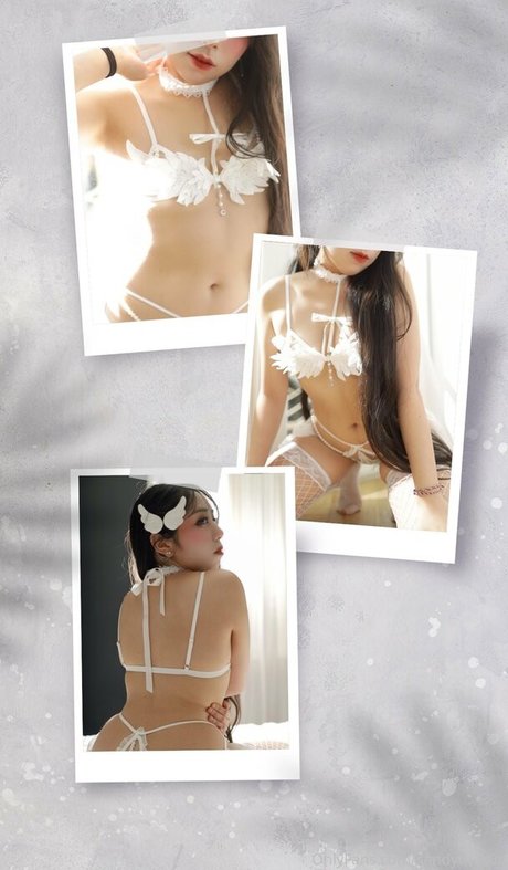 jeunes nus onlyfans exclusivité pornographique photos