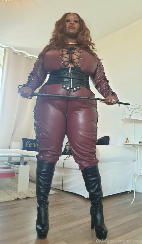 mc joris jolie actrice galeries