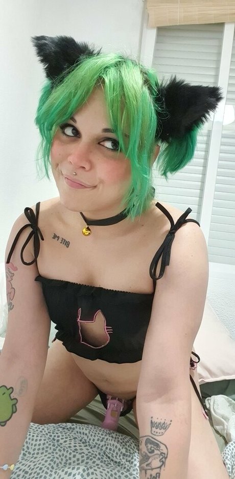 Letbatsu modèle pornographique photo