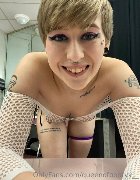 queenofbootyy__ étoile exclusive galerie