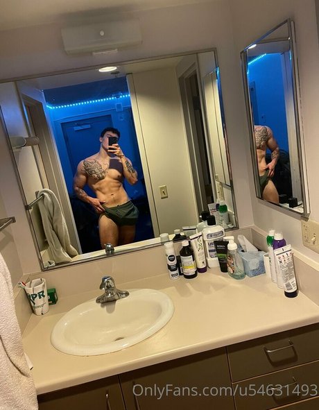 itsreallyyjj modèle magnifique collection