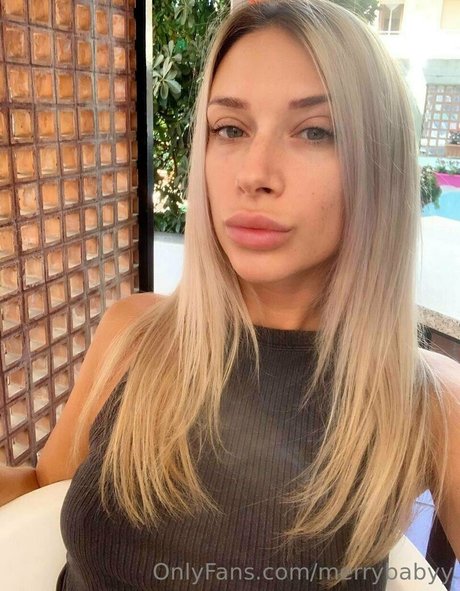 merrybabyy beau modèle photo