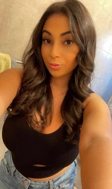 Mimi Russo art de star du porno galerie