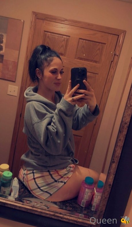 queenbitch1998 star du sexe images