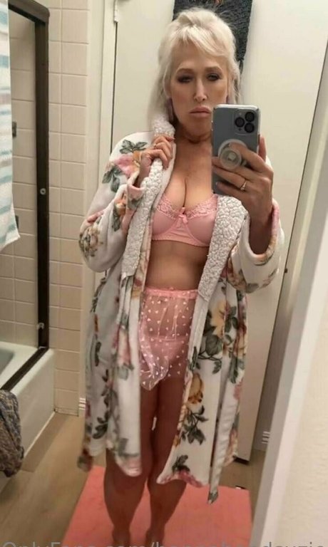 50 ans seulementfans art xxx des photos