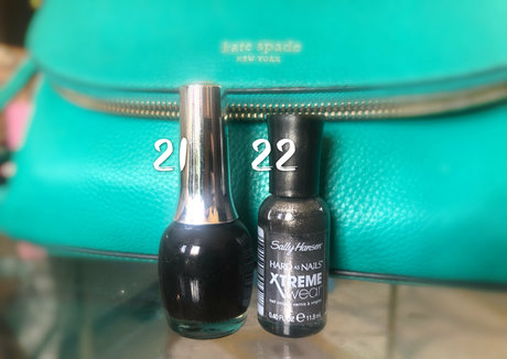 lilyevansmfc modèle nu photo