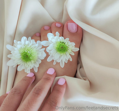 feetandsecrets actrice de sexe img