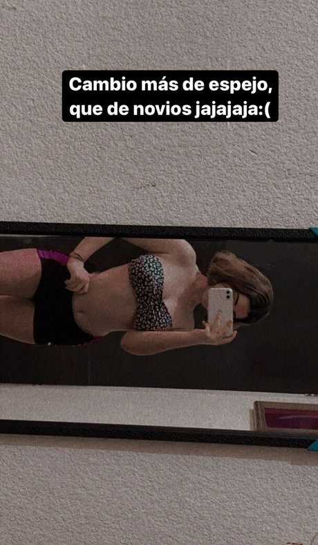 Alexagaytaan actrice sexy images