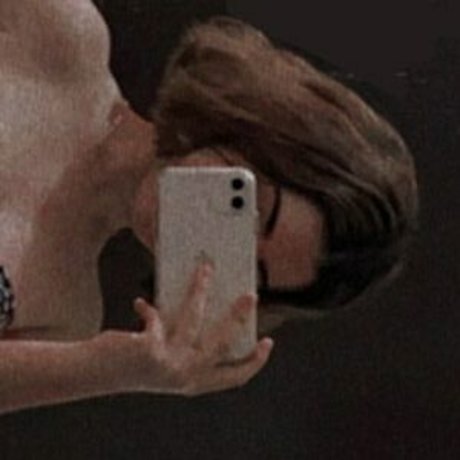 Alexagaytaan modèle artistique img