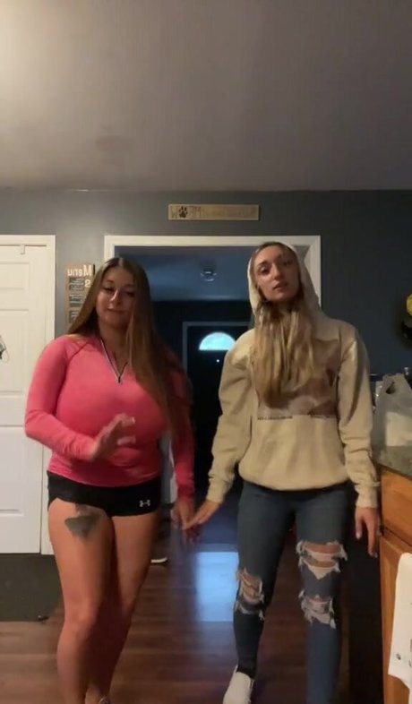 Lauren Risotti modèle pornographique photo