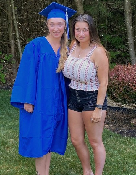 rousse tatouée onlyfans sexy meilleur image