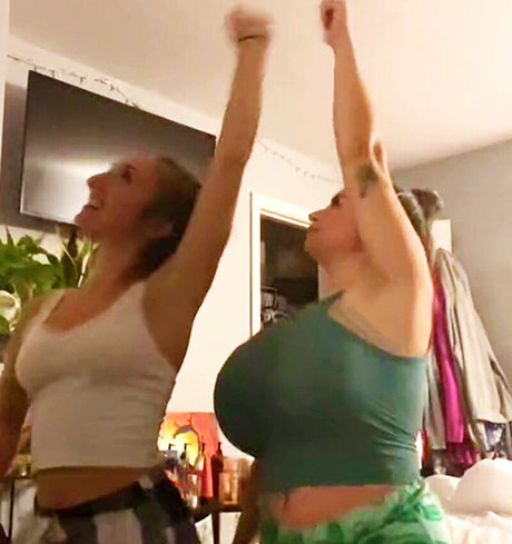 Lauren Risotti xxx étoile photo