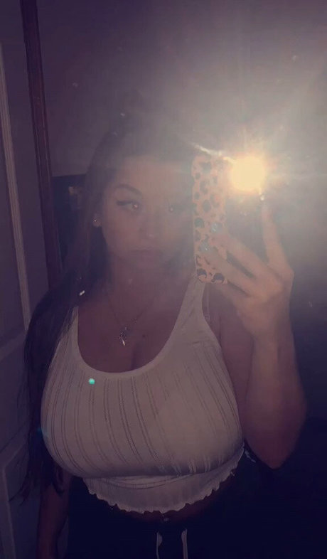 Lauren Risotti modèle gratuit galeries