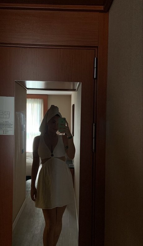 belonly nus de stars du porno photos