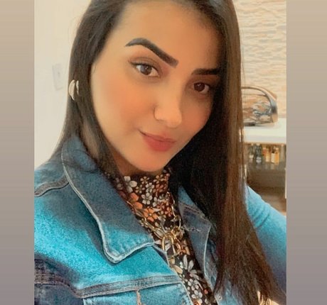 Gabriela Batista Torres haut de star du porno img