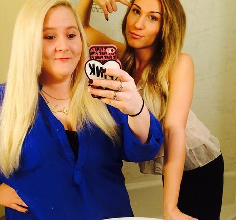 Dezmin Schubel modèles nus photo