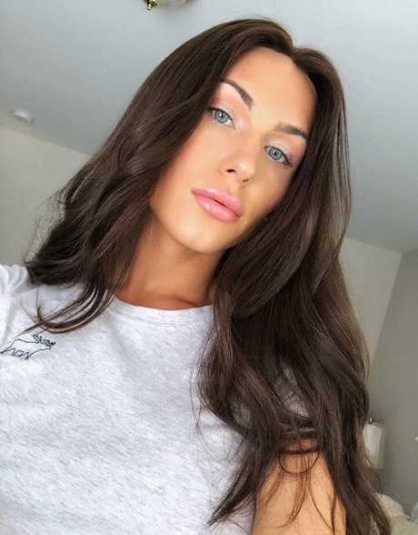 Dezmin Schubel actrice artistique des photos