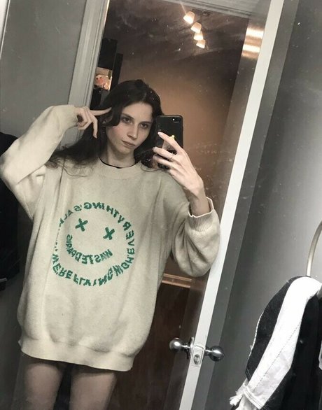 Lillith Xoxo star du porno hd image