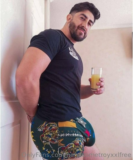 pieds adolescents onlyfans top jolie img