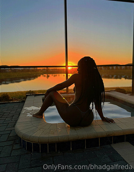 lunettes milf onlyfans nus sexy images