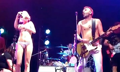 Alica Vox top star des photos