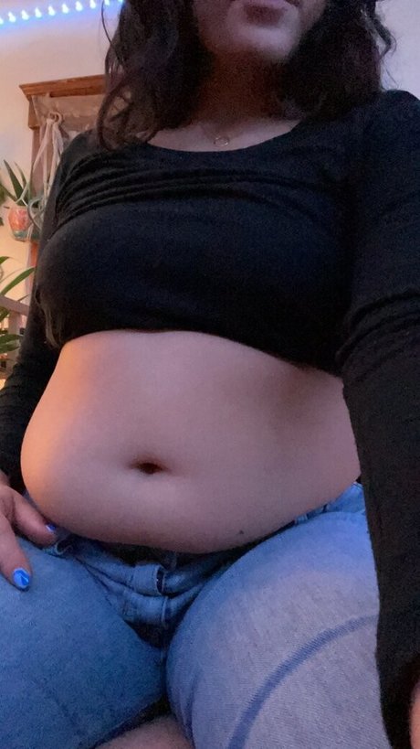 milf aux cheveux noirs onlyfans exclusif parfait photo