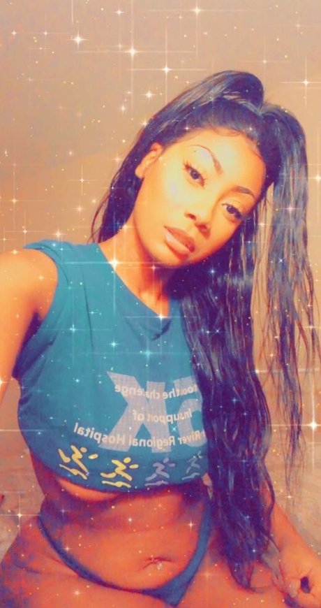 CoolieMonae actrice pornographique images