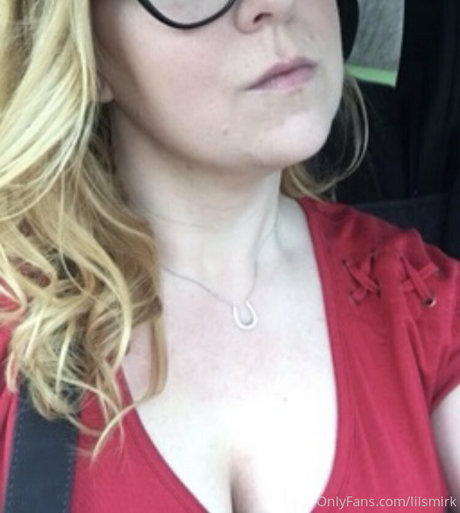 lilsmirk actrice de grande qualité images