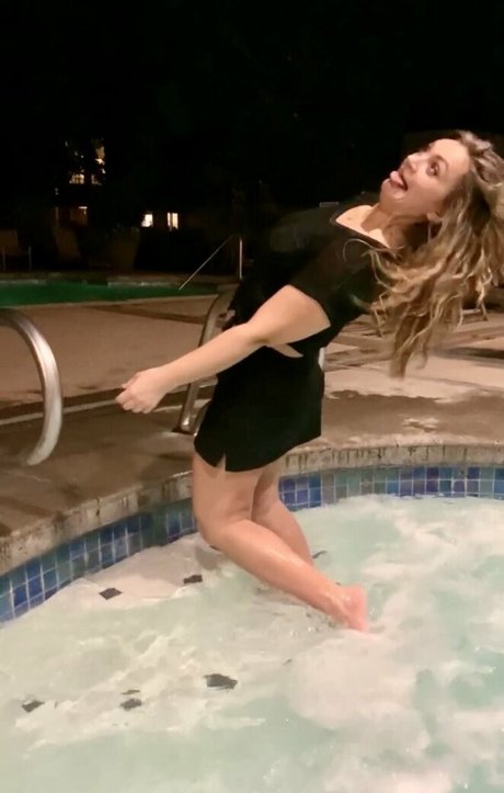 mama cabbage vip art modèle galeries