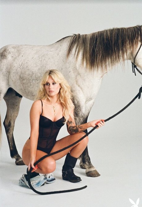 fans très maigres nus érotiques images