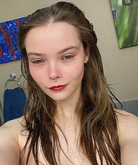 clumsyori actrice xxx images