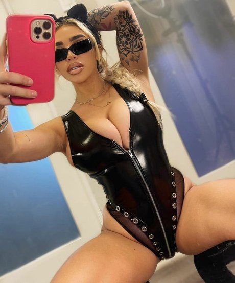 Ashley Bernier xxx star du porno photos